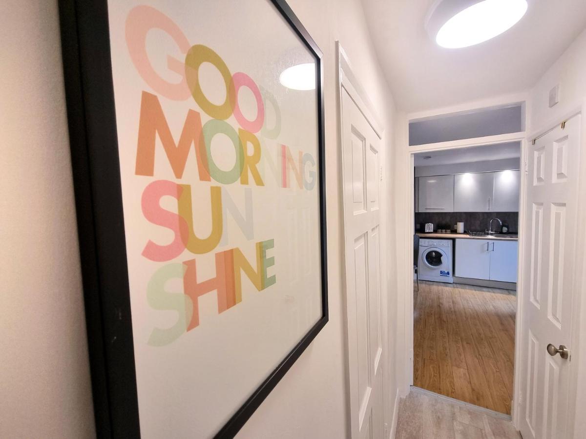 Cosy Apartment Nearby Train Station! Watford  Exterior photo