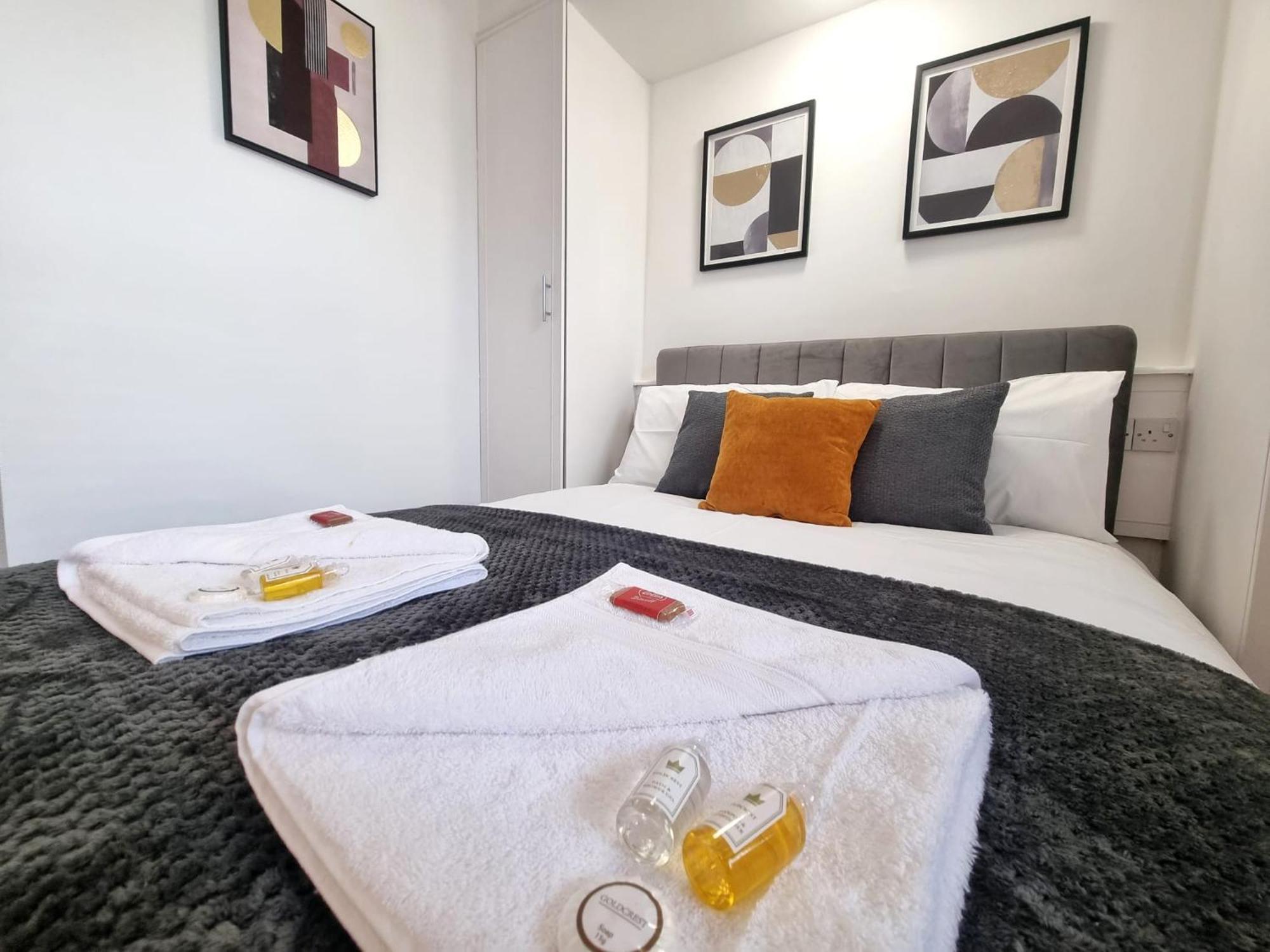 Cosy Apartment Nearby Train Station! Watford  Exterior photo